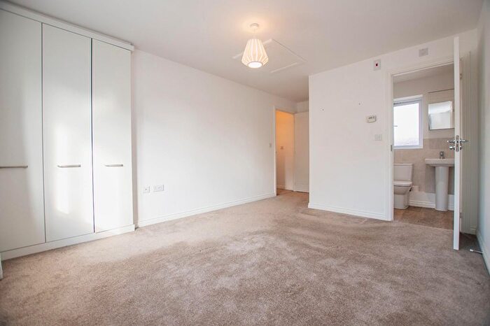 2 Bedroom End Of Terrace House To Rent In Sandyfields Lane, Colden Common, Winchester, SO21