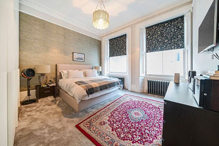3 Bedroom Flat To Rent In Stanhope Gardens, South Kensington, London, SW7