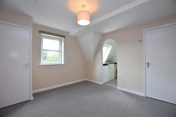 1 Bedroom House To Rent In Cedar Road, Sutton, SM2