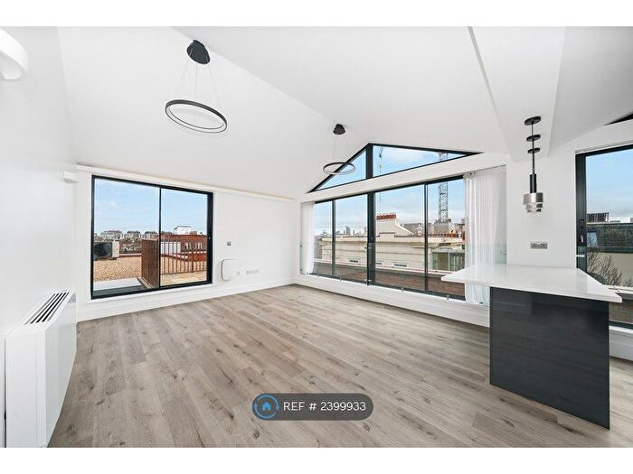 2 Bedroom Flat To Rent In Coomer Place, London, SW6