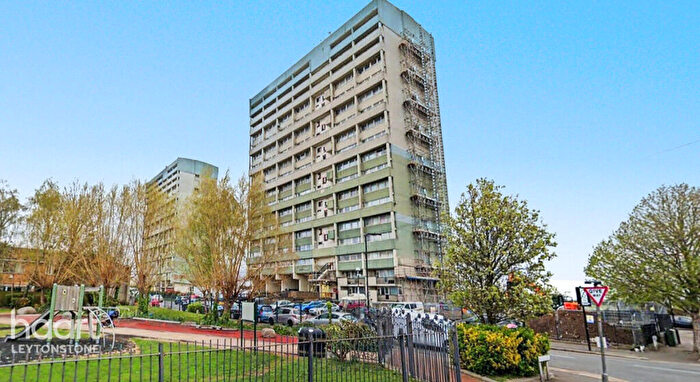 1 Bedroom Flat For Sale In Montague Road, London, E11
