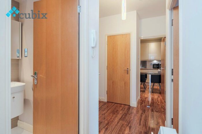 3 Bedroom Flat To Rent In Newington Causeway, London, SE1