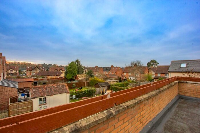 2 Bedroom Apartment To Rent In Oxford Road, Cowley, Oxford, OX4