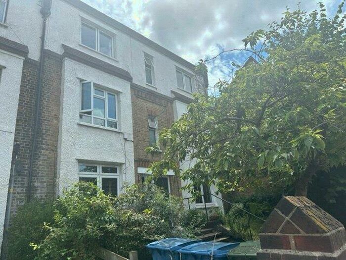 2 Bedroom End Of Terrace House To Rent In Gibbon Road, London, SE15