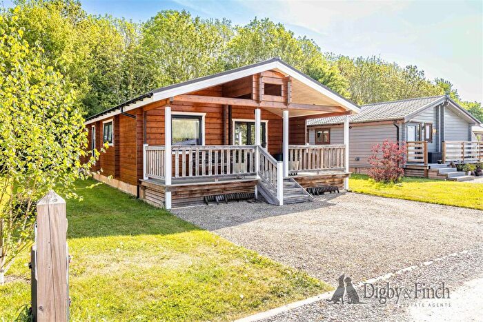 2 Bedroom Park Home For Sale In Hoby Road, Asfordby, Melton Mowbray, LE14