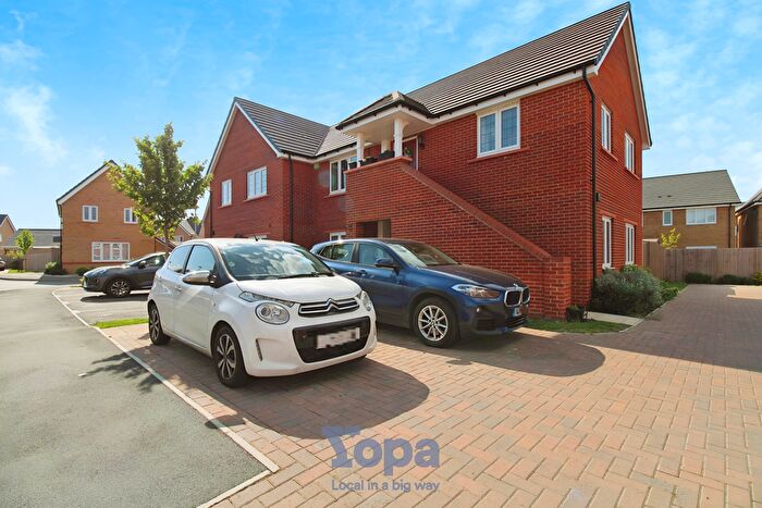 2 Bedroom Flat For Sale In Barwell Cl, Swavesey, Cambridge, CB24