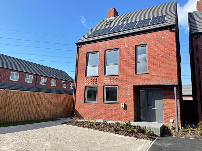 4 Bedroom Detached House To Rent In Hoyles Lane, Lancashire, PR4