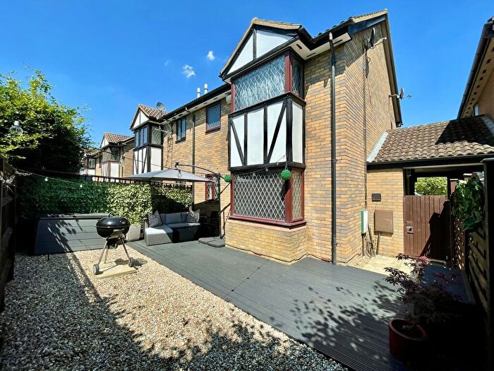 1 Bedroom Cluster House For Sale In Astral Close, Lower Stondon, SG16