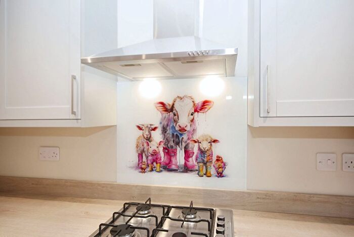 3 Bedroom Detached House For Sale In Leyburn Close, Wigan, WN1