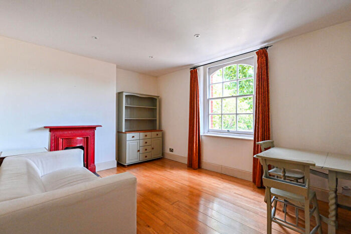 1 Bedroom Flat For Sale In Wellington Way, , Bow, London, E3