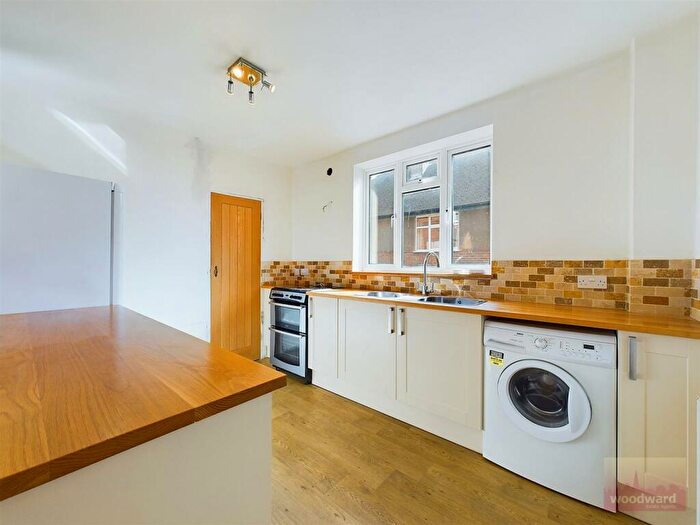 2 Bedroom Flat To Rent In , Lower Road, Harrow, HA2