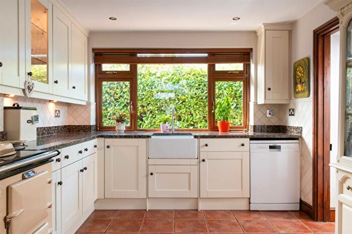 4 Bedroom Detached House For Sale In Lower Chaddesley, Kidderminster, DY10