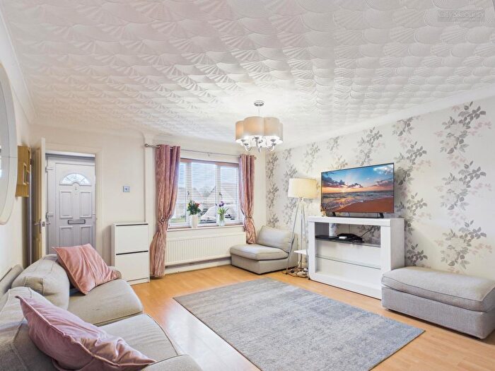 2 Bedroom End Of Terrace House To Rent In Squires Gate, Peterborough, PE4