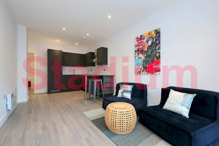 1 Bedroom Maisonette To Rent In Drayton Park, London, - Epc Rating D, N5