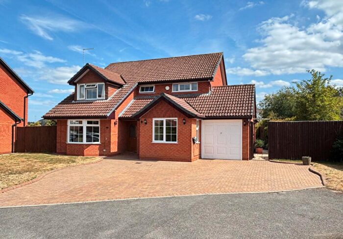 5 Bedroom Detached House For Sale In Gambier Parry Gardens, Gloucester, GL2