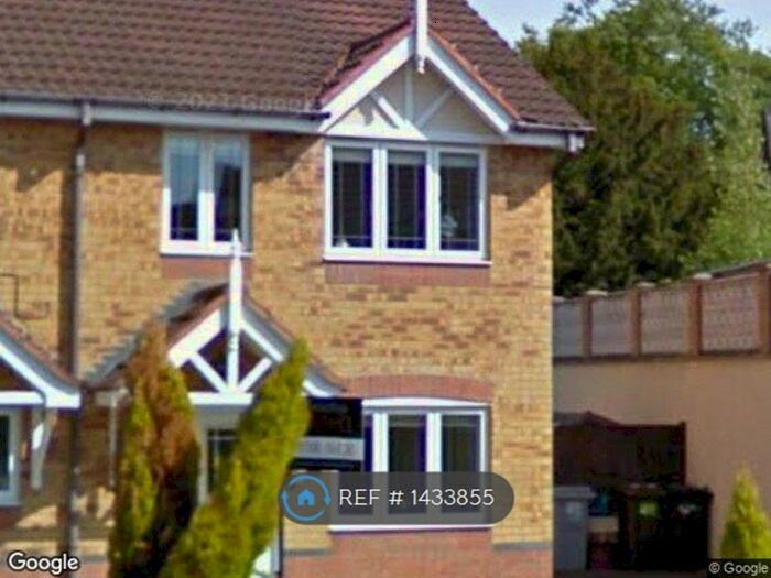 3 Bedroom Semi-Detached House To Rent In Kensington Drive, Congleton, CW12