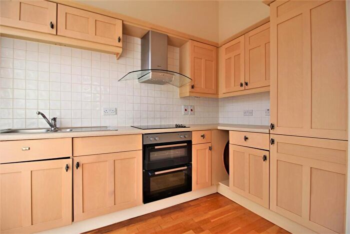 2 Bedroom Apartment To Rent In Duplex Apartment, Cliftonville -, NN1