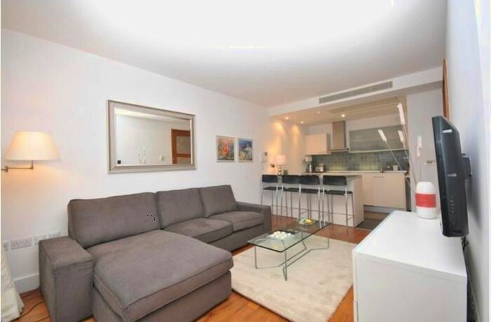 2 Bedroom Flat To Rent In Peninsula Apartments, Praed Street, London, W2