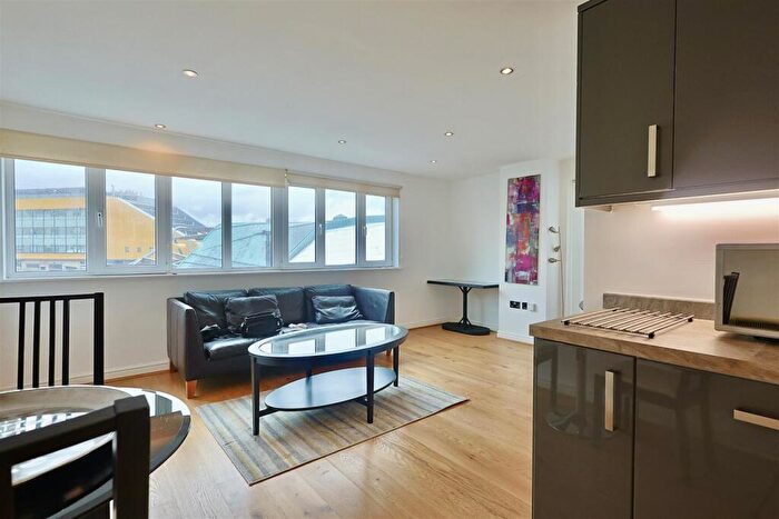 2 Bedroom Flat To Rent In St. James Gate, Newcastle Upon Tyne, NE1