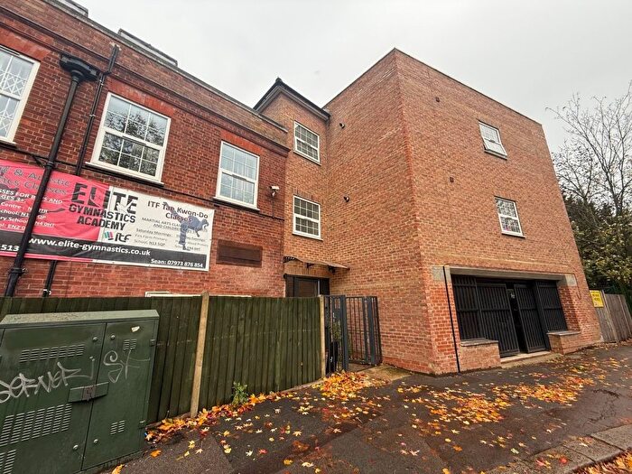 1 Bedroom Flat To Rent In Fords Grove, Winchmore Hill, N21