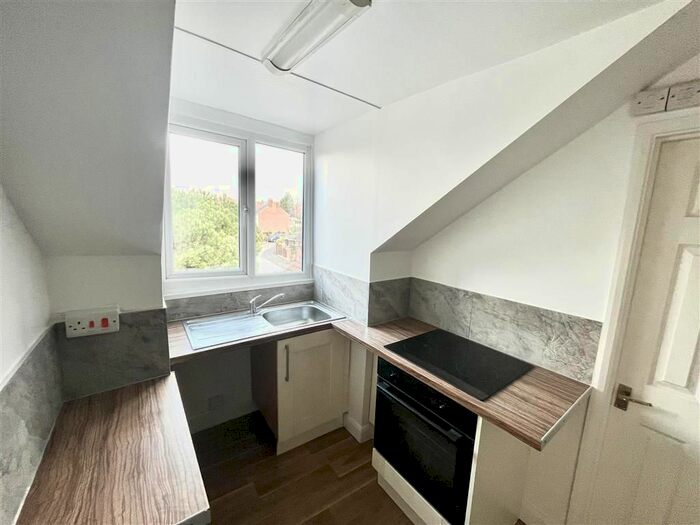 1 Bedroom Flat To Rent In Nottingham Road, Eastwood, Nottingham, NG16