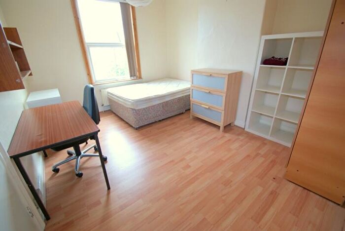 3 Bedroom Terraced House To Rent In Hessle Street, Hyde Park, Leeds, LS6