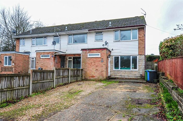 4 Bedroom End Of Terrace House For Sale In Blandford Road, Poole, Dorset, BH15