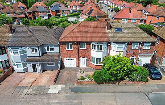 5 Bedroom Semi-Detached House For Sale In Asquith Boulevard, West Knighton, Leicester, LE2