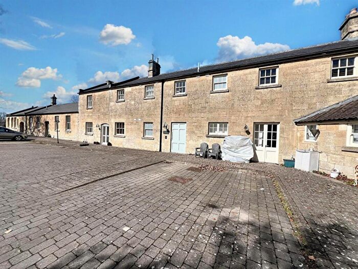 2 Bedroom Apartment For Sale In Kempthorne Lane, Bath, BA2