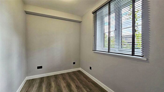 1 Bedroom Studio To Rent In Redford Close, Feltham, TW13