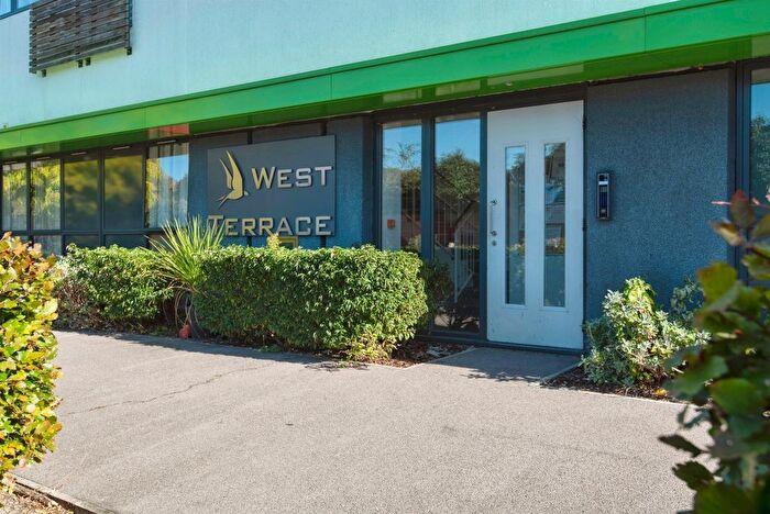 1 Bedroom Flat For Sale In Kings Road, Stevenage, SG1
