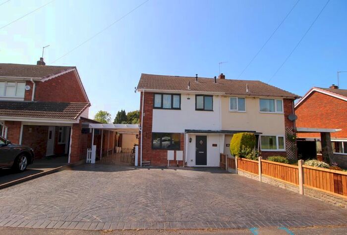 3 Bedroom Semi-Detached House To Rent In Longmeadow Road, Walsall, WS5