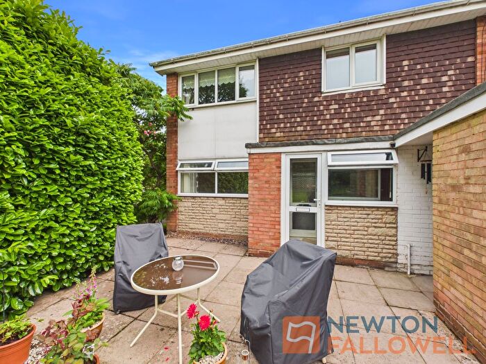 2 Bedroom Flat To Rent In Ludlow Close, Willenhall, WV12