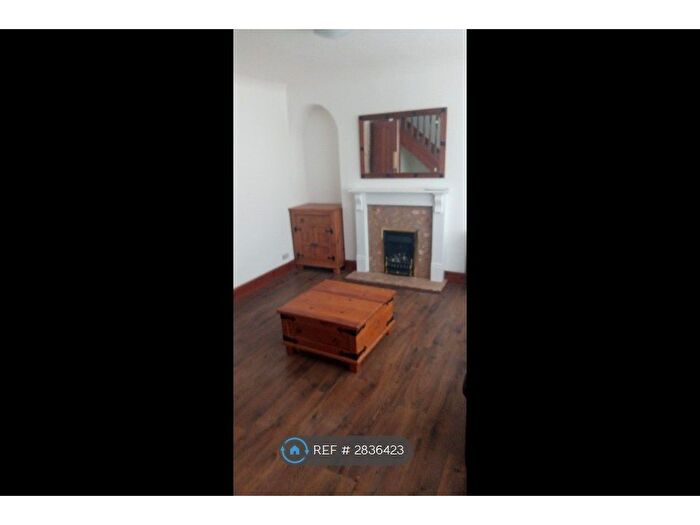 2 Bedroom Terraced House To Rent In Broadgate Avenue, Nottingham, NG9