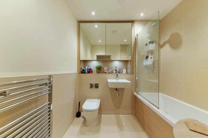 1 Bedroom Flat To Rent In Landmann Point, Peartree Way, Greenwich Millennium Village, Greenwich, SE10