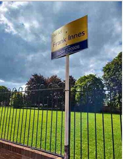 3 Bedroom House To Rent In Moorhen Drive, Poolsbrook, S43