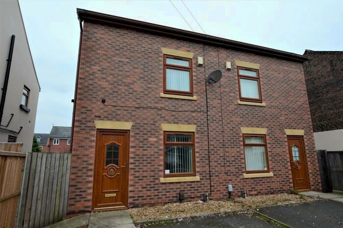3 Bedroom Semi-Detached House To Rent In Croxteth Hall Lane, Croxteth, Liverpool, L11