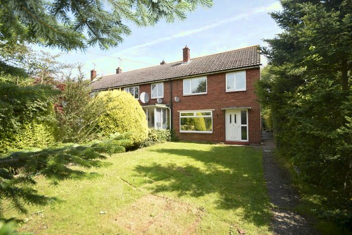 3 Bedroom Semi-Detached House For Sale In Dymock Place, Penley, Wrexham, LL13