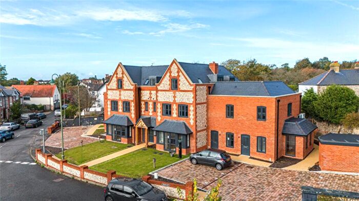 2 Bedroom Flat For Sale In West Street, Sompting, Lancing, West Sussex, BN15