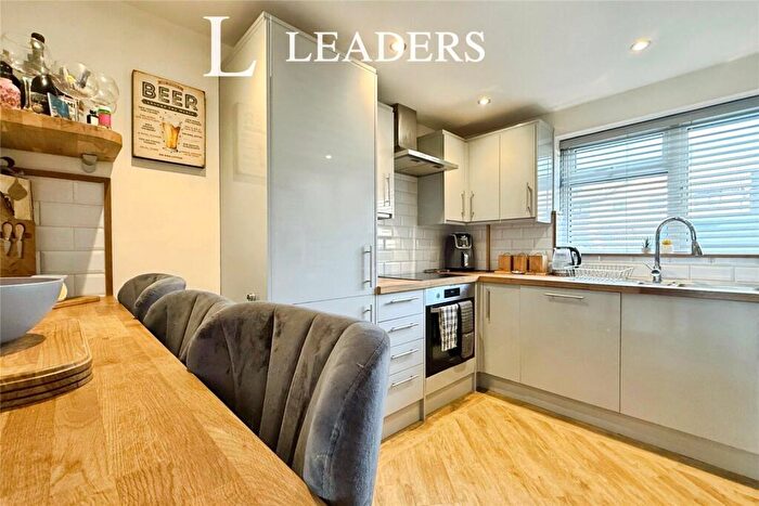 3 Bedroom End Of Terrace House For Sale In Keith Close, Gosport, Hampshire, PO12