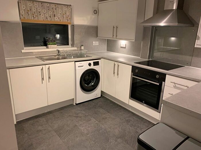 4 Bedroom Terraced House To Rent In Malefant Street, Cardiff., CF24