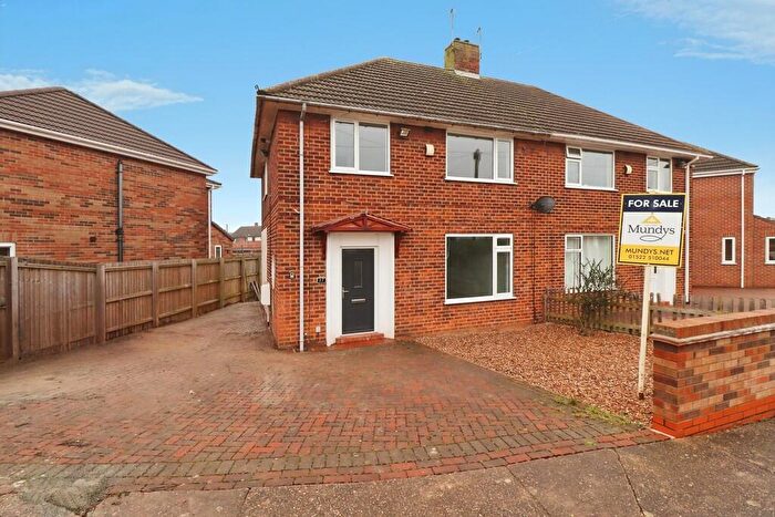 3 Bedroom Semi-Detached House For Sale In Anzio Crescent, Lincoln, LN1