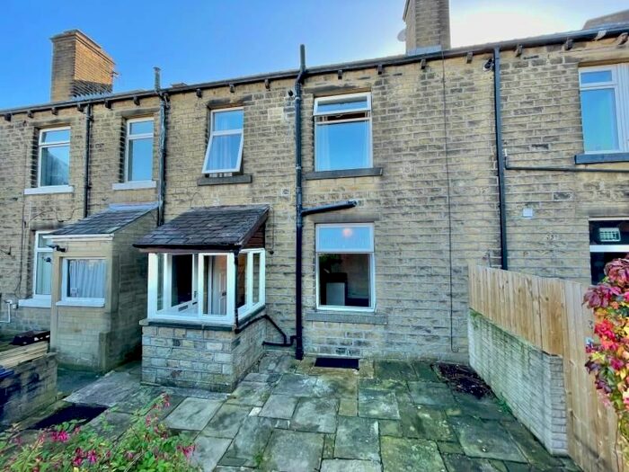 2 Bedroom Terraced House To Rent In Blackmoorfoot Road, Huddersfield, West Yorkshire, HD4