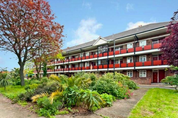 1 Bedroom Flat To Rent In Hemans Street, Vauxhall, SW8