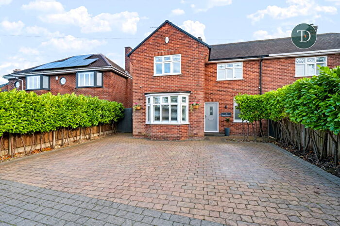 3 Bedroom Semi Detached House For Sale In Heath Grove, Little Sutton, Ellesmere Port, CH66