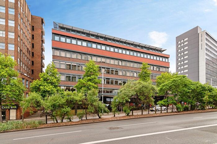 1 Bedroom Flat For Sale In Hounds Gate, Nottingham, Nottinghamshire, NG1