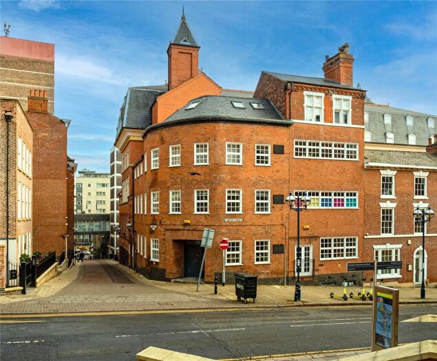 2 Bedroom Flat For Sale In St. James's Terrace, Nottingham, Nottinghamshire, NG1