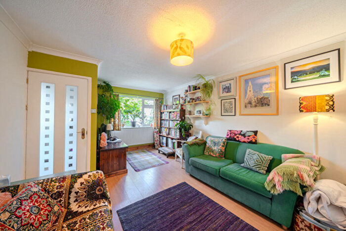 3 Bedroom Detached House For Sale In Wintour Close, Chepstow, NP16