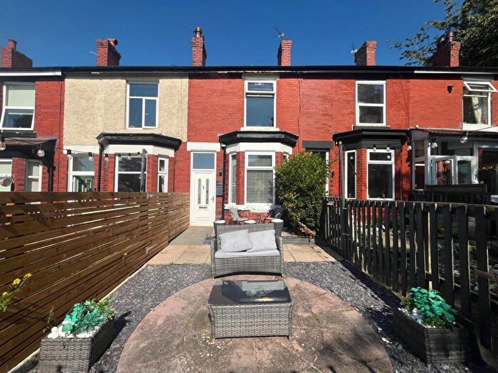 2 Bedroom Terraced House For Sale In Oxford Road, Gee Cross, Hyde, SK14
