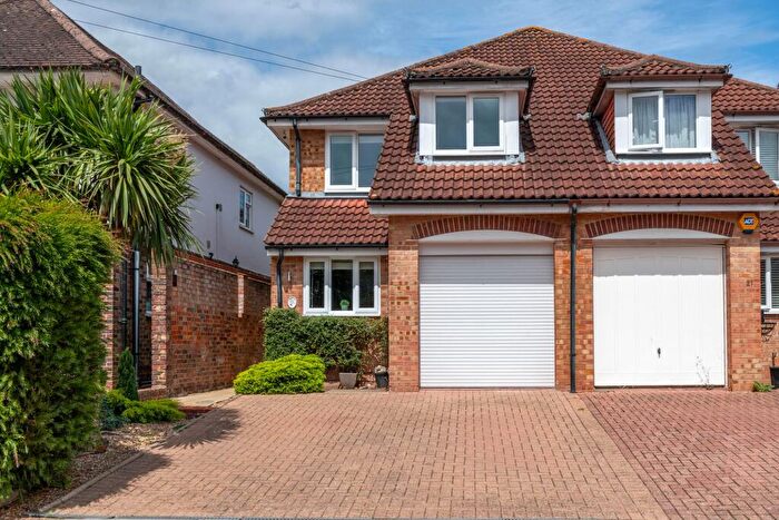 4 Bedroom Semi-Detached House For Sale In South Albert Road, Reigate, RH2